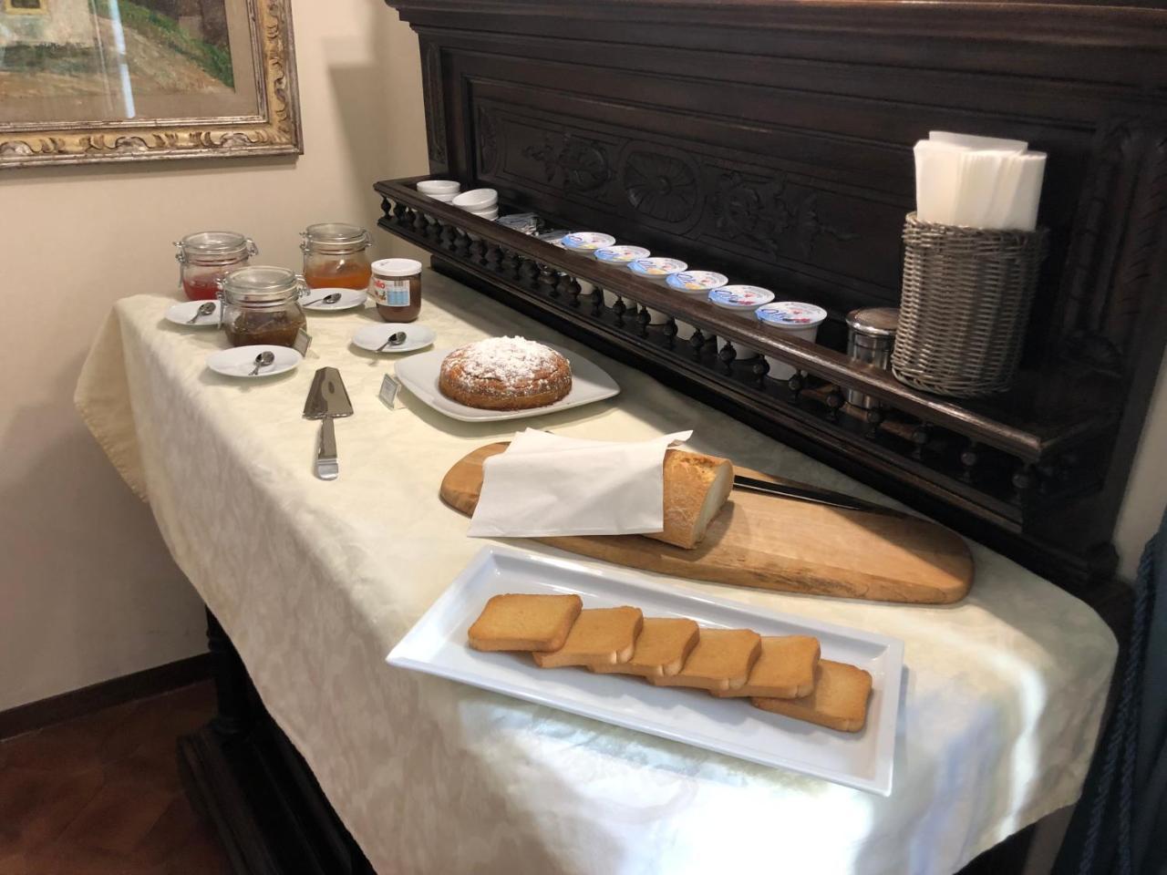 La Terrazza Di Via Elisa Bed & Breakfast Lucca Ngoại thất bức ảnh