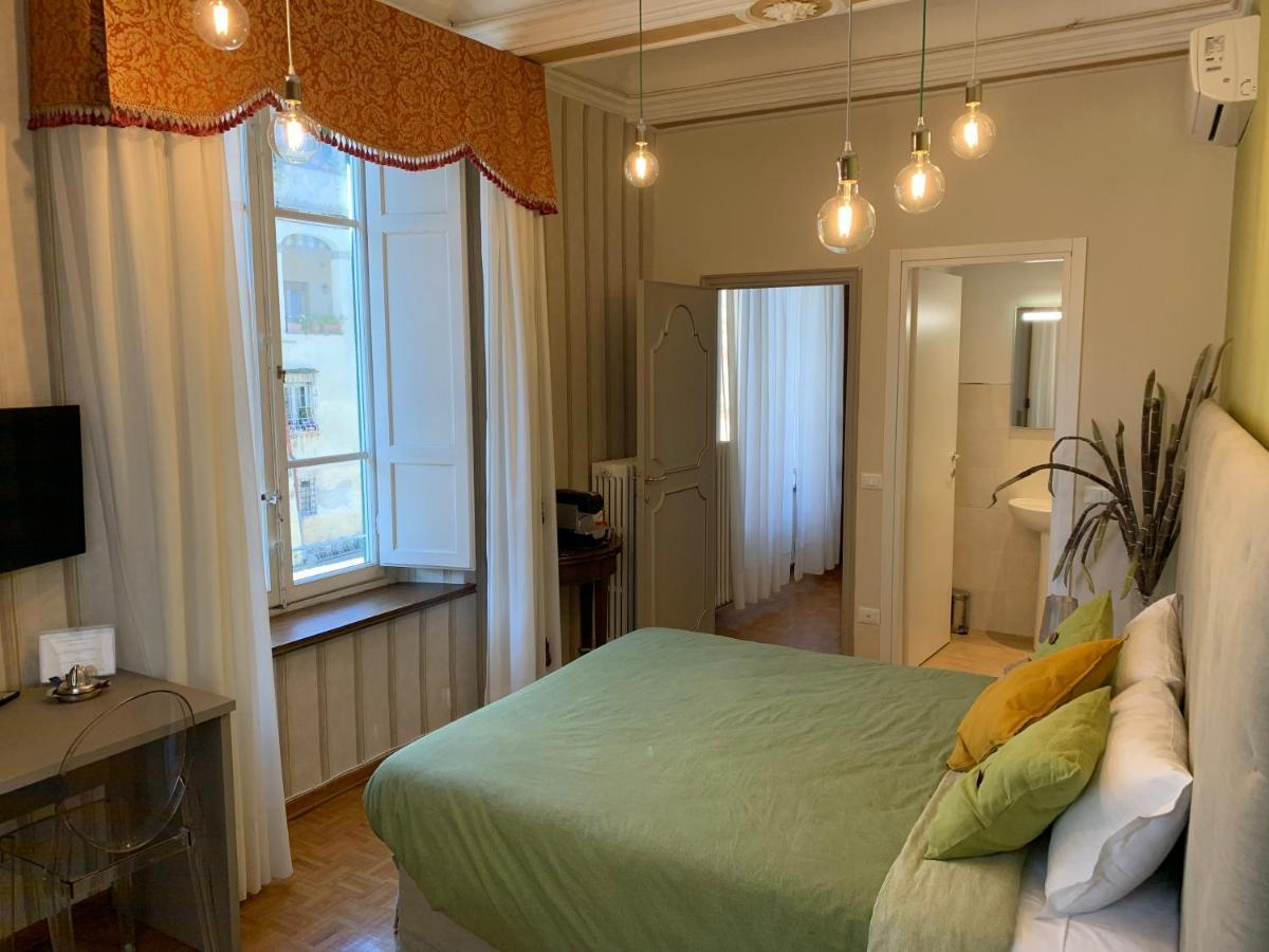 La Terrazza Di Via Elisa Bed & Breakfast Lucca Ngoại thất bức ảnh