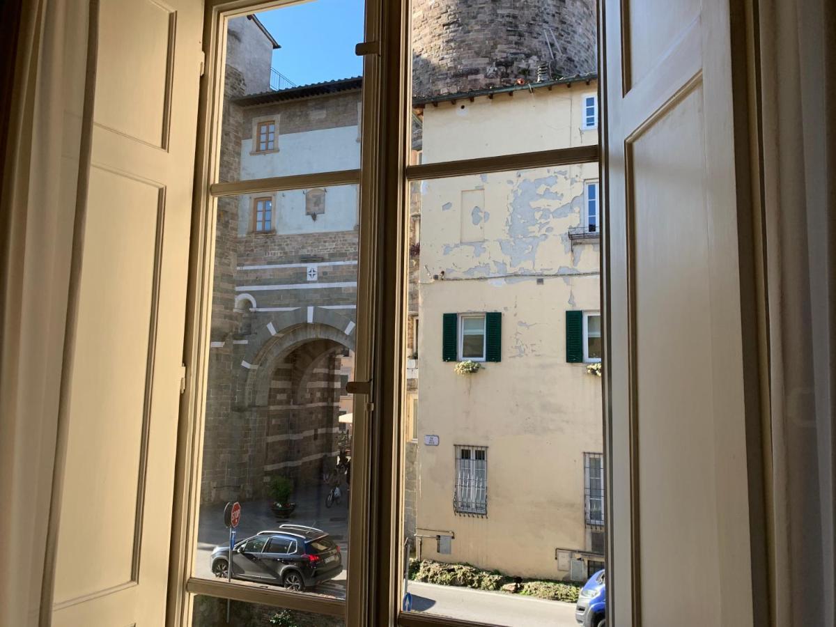 La Terrazza Di Via Elisa Bed & Breakfast Lucca Ngoại thất bức ảnh